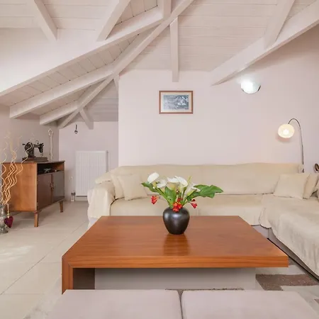 M&h Loft *